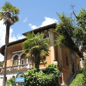 Ines Komel Apartment Opatija